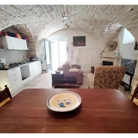 San Demetrio Hotel *